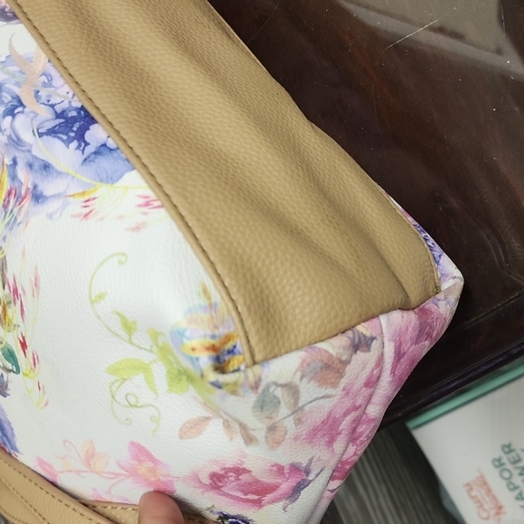 Elliott lucca limited edition floral hand bag tote with zipper top - Picture 10 of 17